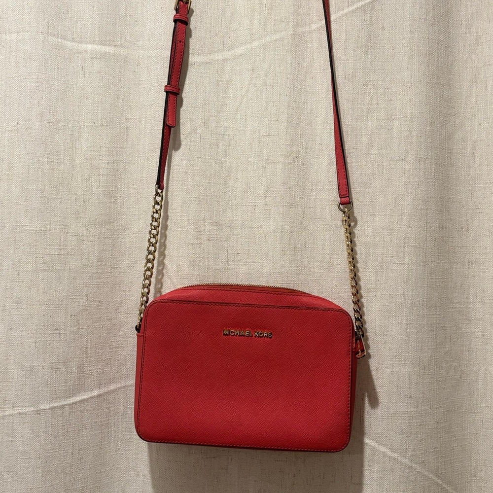 Michael Kors Jet Set Crossbody • Coral Pink-Red Saffiano Leather